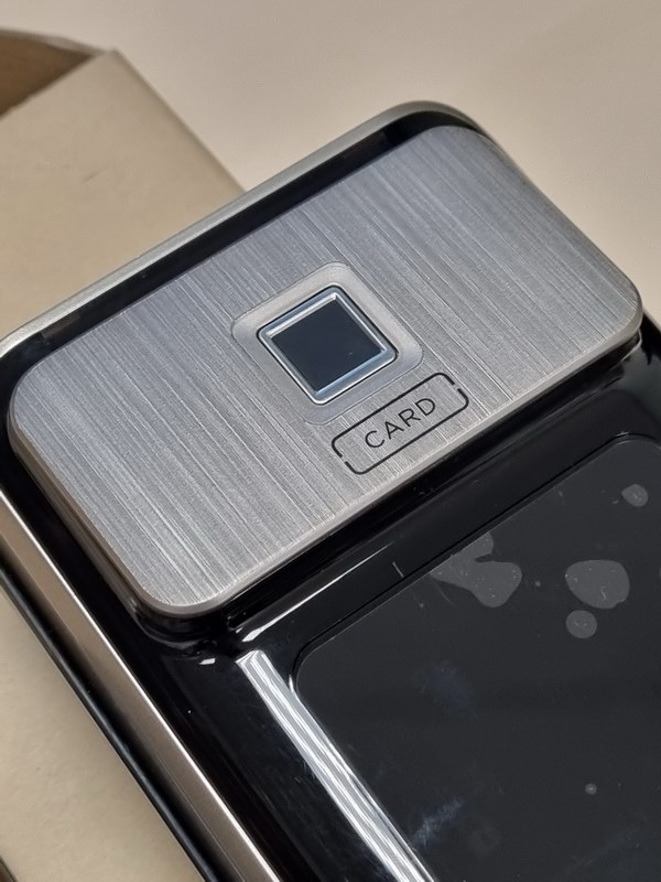 Врезной электронный дверной замок Solity GSP-2000BK Dark Silver с отпечатком пальца